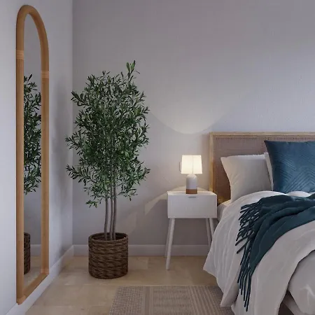 Luxury In Sevilla - Pool, Terrace & Gameroom Apartment
