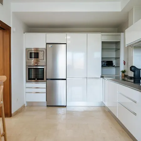 Luxury In Sevilla - Pool, Terrace & Gameroom Apartment