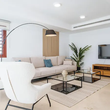 Luxury In Sevilla - Pool, Terrace & Gameroom *
