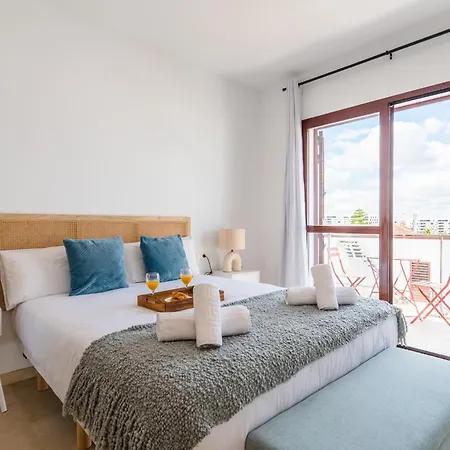 Luxury In Sevilla - Pool, Terrace & Gameroom