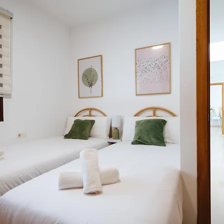 Luxury In Sevilla - Pool, Terrace & Gameroom *